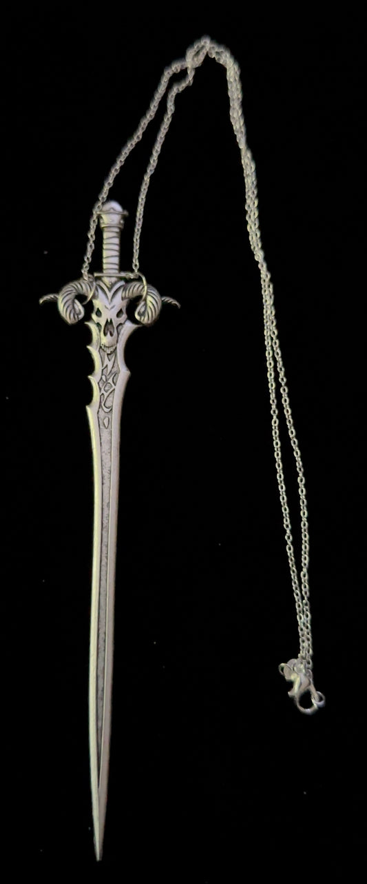 Horned Skeleton Sword