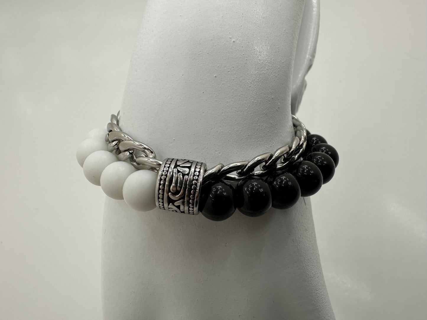 Black Onyx, White Agate and Gemstone Bracelet Chain Bracelet
